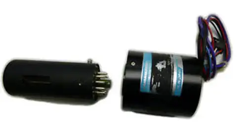 Hamamatsu C1053-01 Regulated Power Base W/ Hamamatsu Photomultiplier Tube R105