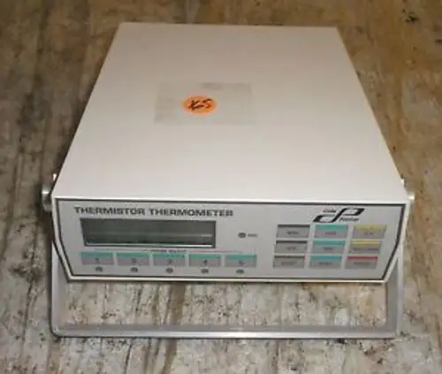 Cole Parmer 8502-14 Thermomètre à thermistance à balayage à 5 canaux