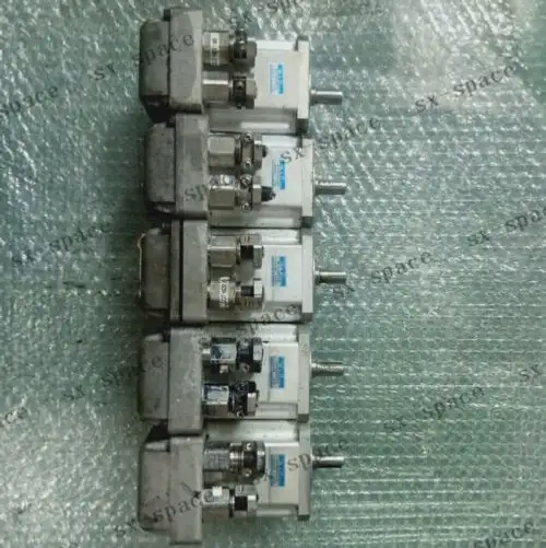 4607N2095E230