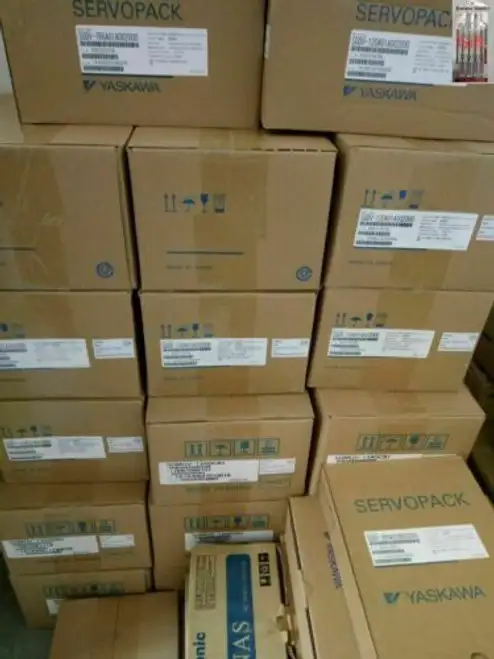 Yaskawa Sgdm-04Ada-R Drives