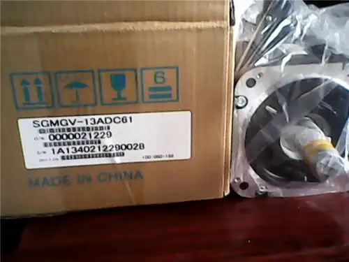 Yaskawa Sgmgv-13Adc61 伺服馬達