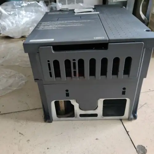 Mitsubishi Fr-A720-11K 變頻器