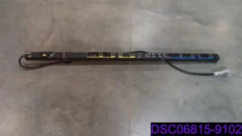 Lenovo 24-Outlet Pdu P/N 00Yj781 00Yl786 00Ye185