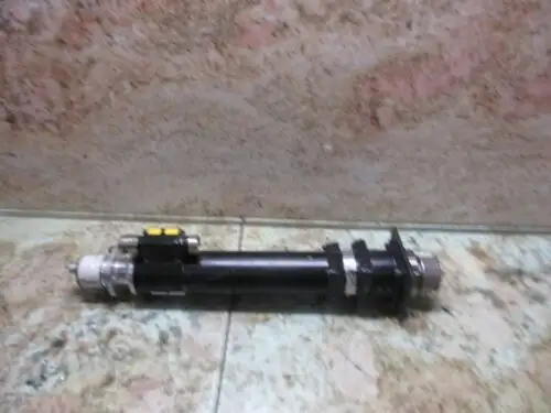 Indramat Motor 025B-0-Zs-3-E/040-B-1 Sp060- Im640A-500-Abn-Pt-S2