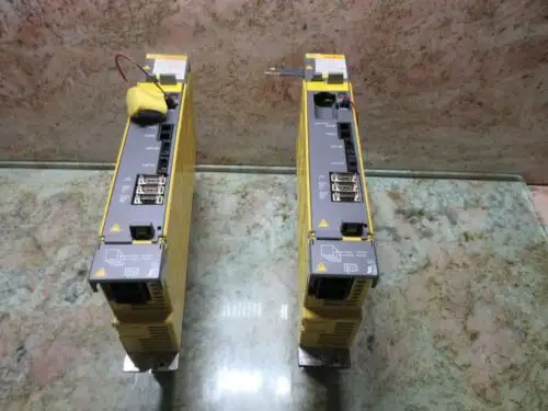 Fanuc A06B-6124-H205 V04409408 伺服放大器驅動模組