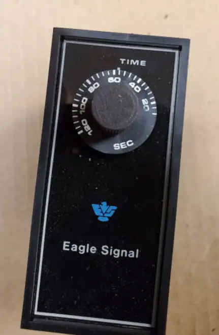 Controlli Danaher Dg106A3 / Dg106A3 Vecchio stock 120V 120 Sec 10Amp Eagle Signal