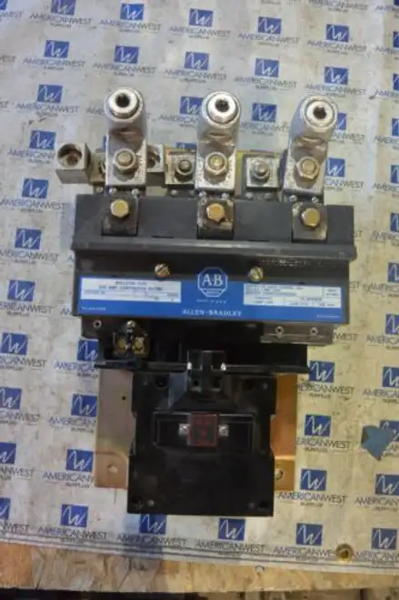 New Old Stock Allen Bradley 702L 300 Amp Lighting Contactor 702Lfod 75A86 120V