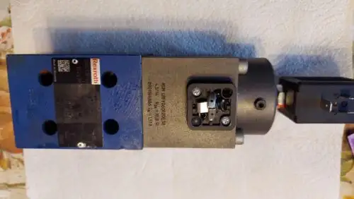 Rexroth R900485944 Dbetr-10/315G24K4M Ventil benötigt Stecker