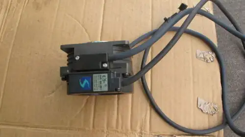 Mitsubishi HC-UWS060M6E1-S15 60W Servo Motor