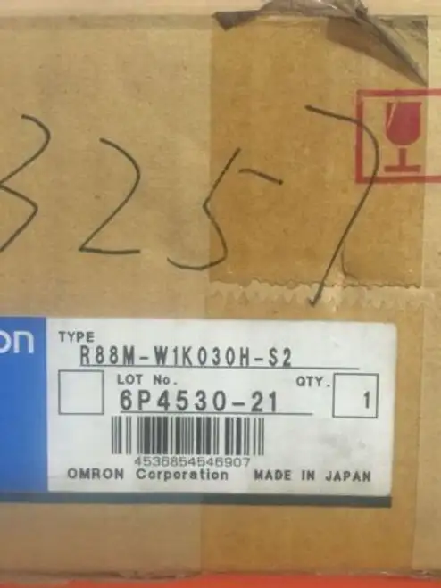 Omron R88M-W1K030H-S2 Servo Motor