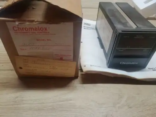 Chromalox 2002-11101-0006 Temperature Controller 1088777