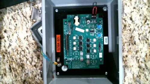 Dwyer Dct506A-Sc-L Assembly Board W/Enclosure -