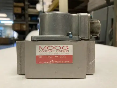 Moog 77-553 Servoventil