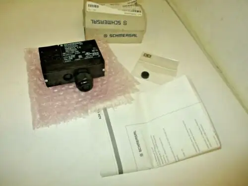 AZM 170-11ZRK-2686 24VAC/DC