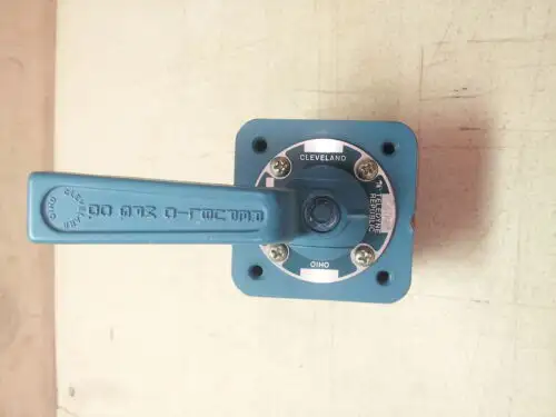 Nos Teledyne 11-375-5 8111E1-8H52 8100E-1/8Hs2 Lo-Torq Directional Valve Parker