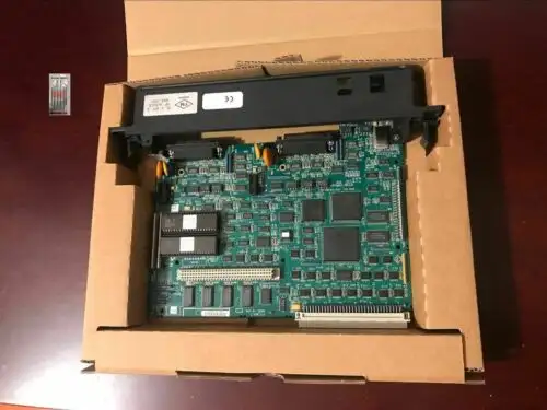 GE IC697CMM711 モジュール