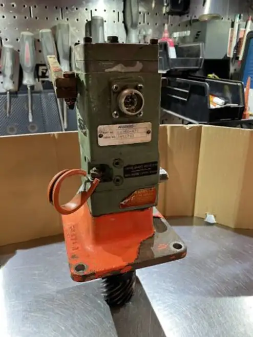 Woodward E8250-479 Eg3P Governor Actuator Waukesha Base Gear