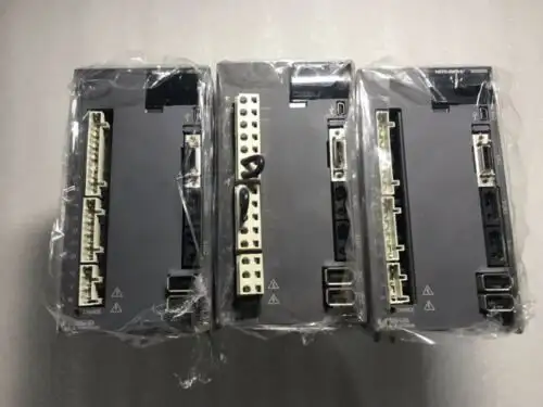 Mitsubishi MR-J3-200B-RJ004 伺服驅動器