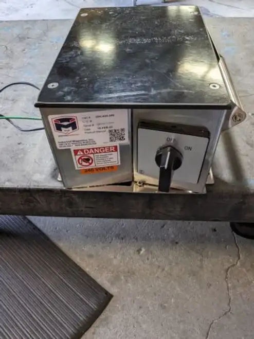 Mag-Mate Demagnetizer 13? Long X 9? Wide X 7? High Dsc425-240