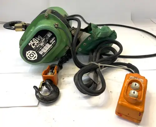 Hitachi Electric 250Kg 1/4E2 250 3Phase 電動鏈式葫蘆