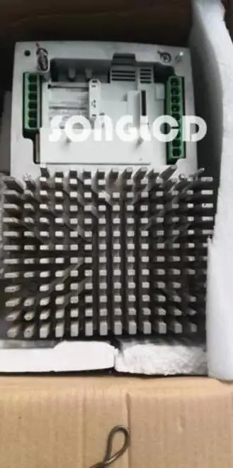 E82Mv302-4B001