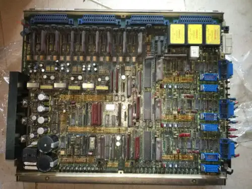 Fanuc A06B-6050-H401 伺服放大器