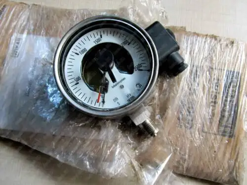 233.50.100 Kont830-1E Wika Electric Contact Pressure Gauge