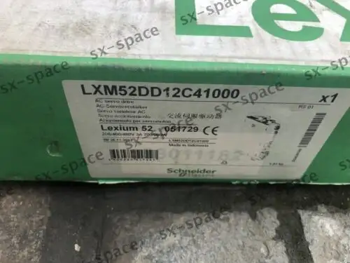 Schneider LXM52DD12C41000 伺服驅動器