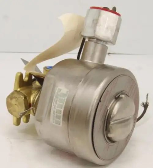 Asco Solenoid 125 Vdc Air Valve 1/4" Npt 35.1 Watts Model 2063813Rf