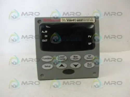 Honeywell Dc3200-Cb-100R-300-00000-00-0 Digital Controller