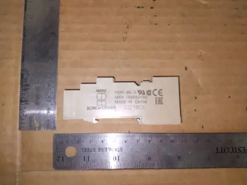Wire Oh P2Rf-05-S 10A 250Vac 22Z18Cx šroubovák