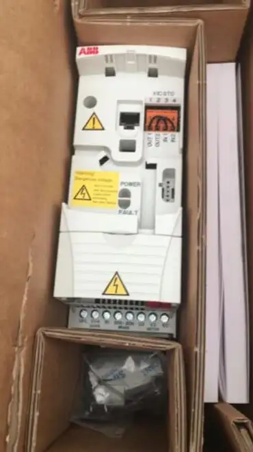 ABB ACS355 ACS355-03E-02A4-2 變頻器