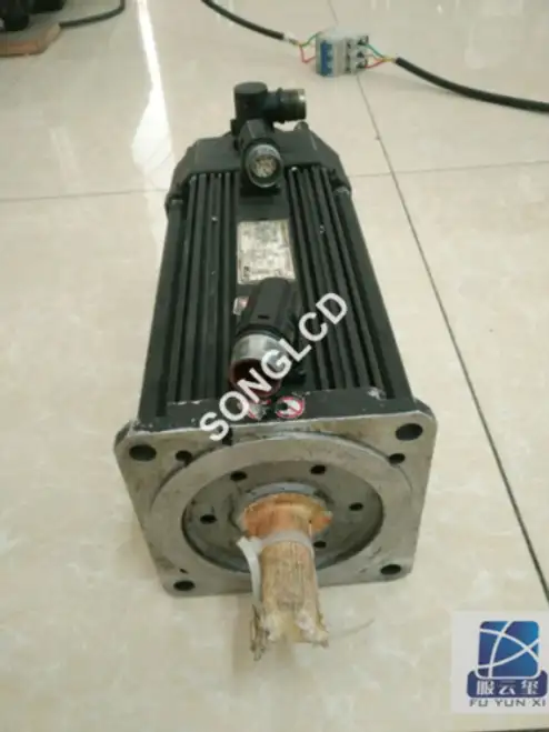 Lenze Mdfkars080-22 3.9Kw motor