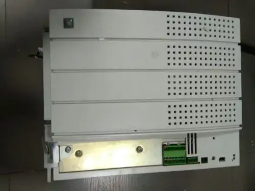 Lenze Antrieb Servo Evf8221-E