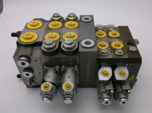 226Ap0005A Eaton