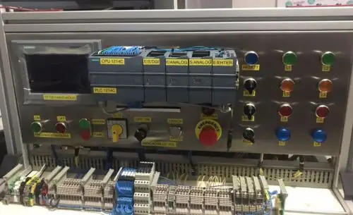 Siemens 6AV2124-0GC13-0AX0/214-1BG40-0XB0/223-1PH32-0XB0 PLC訓練器 S7-1200