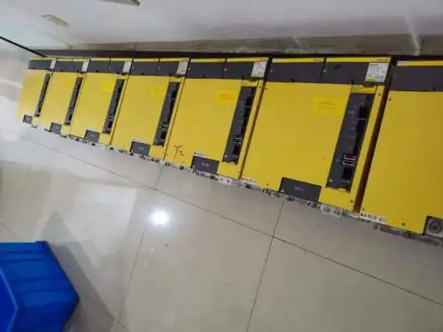 Fanuc A06B-6110-H055 放大器