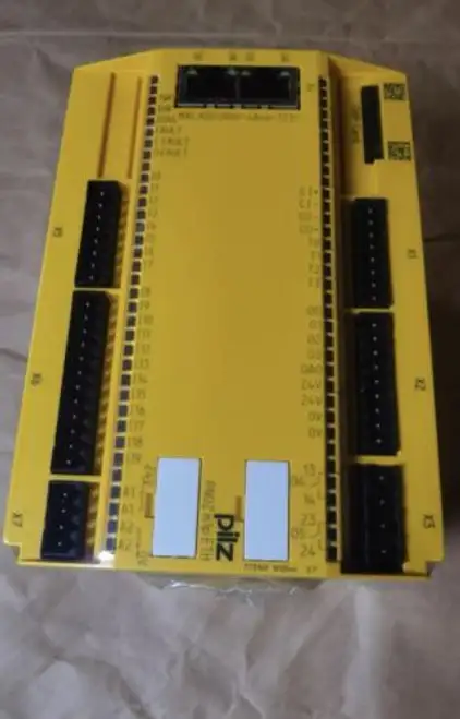 Pilz 773103 Pnoz M1P Eth relè di sicurezza