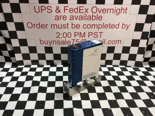 Mks Mass-Flo Controller N2 500 Sccm P8A013502C6T023 # 6 "R9"