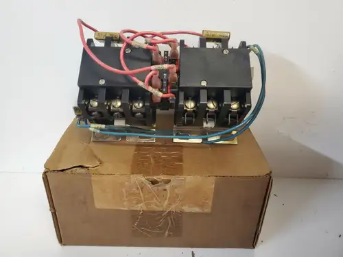 New In Joslyn Clark Reversing Contactor A77-350735A-4