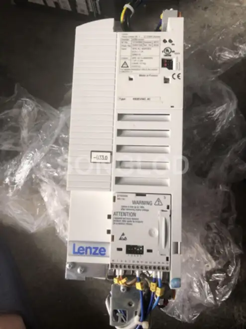 Lenze E82Ev302-4C invertör